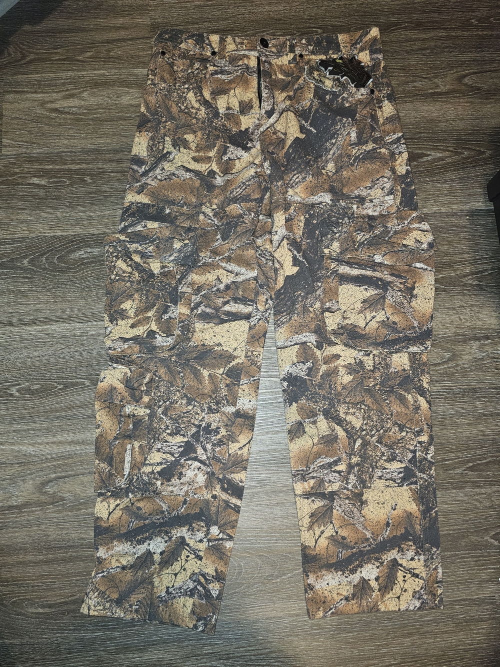 Ninth Hall Men's Camouflage Cargo Pants - Brown Leaf Camo